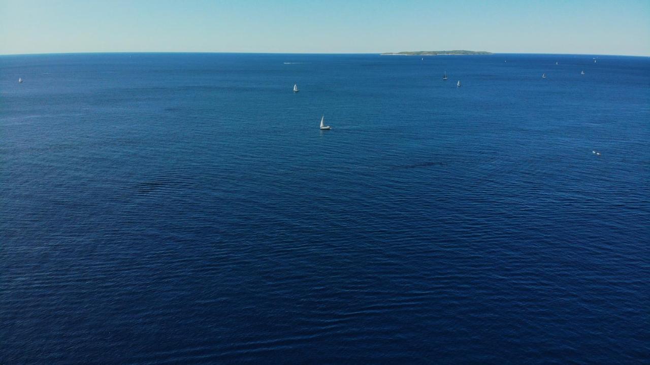 Apartmani Loreta Mali Losinj Bagian luar foto