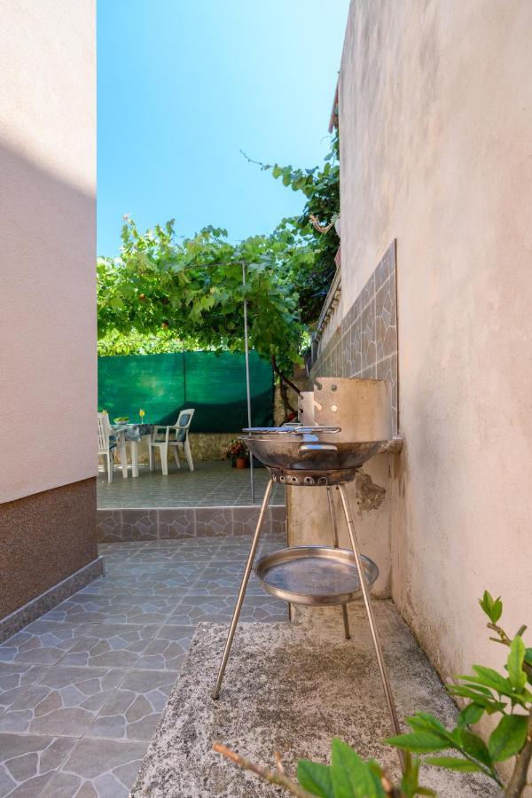 Apartmani Loreta Mali Losinj Bagian luar foto