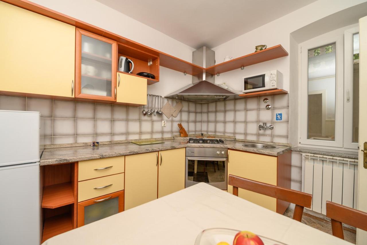 Apartmani Loreta Mali Losinj Bagian luar foto