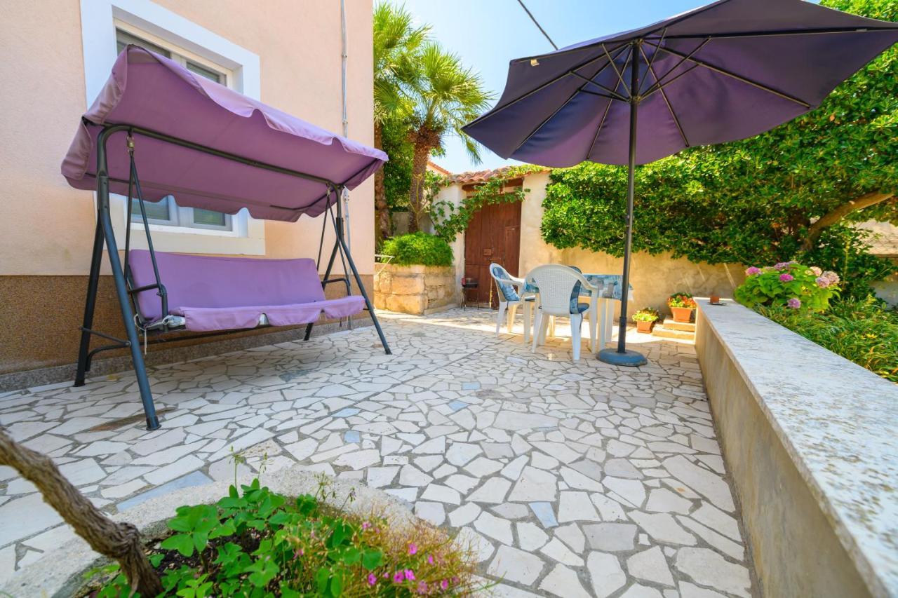 Apartmani Loreta Mali Losinj Bagian luar foto