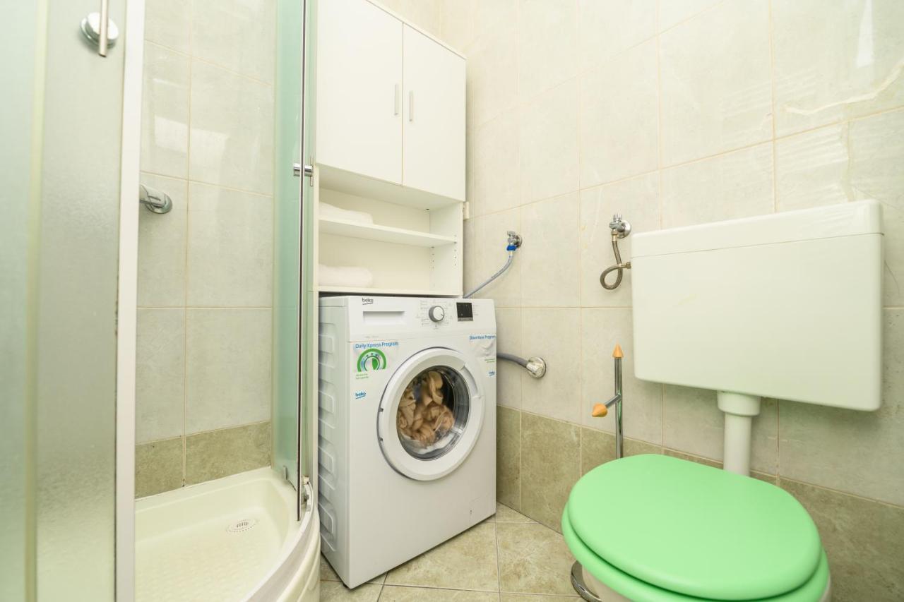 Apartmani Loreta Mali Losinj Bagian luar foto