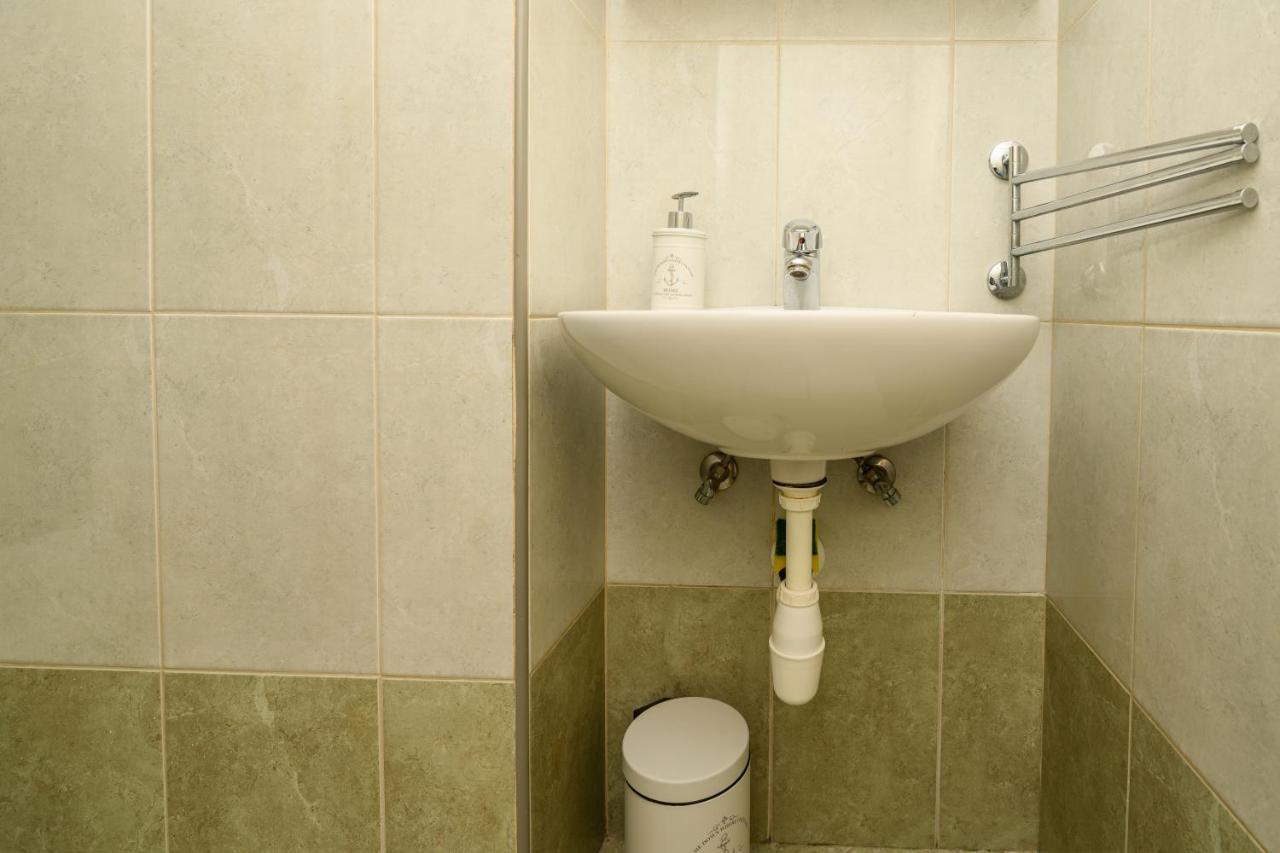 Apartmani Loreta Mali Losinj Bagian luar foto