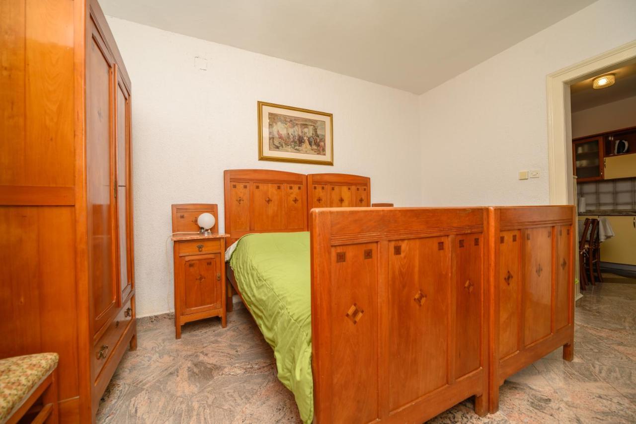 Apartmani Loreta Mali Losinj Bagian luar foto