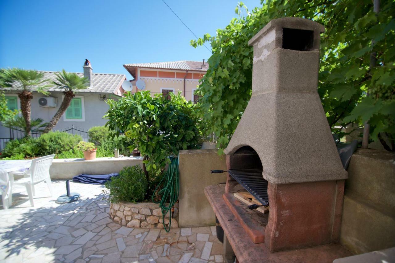 Apartmani Loreta Mali Losinj Bagian luar foto