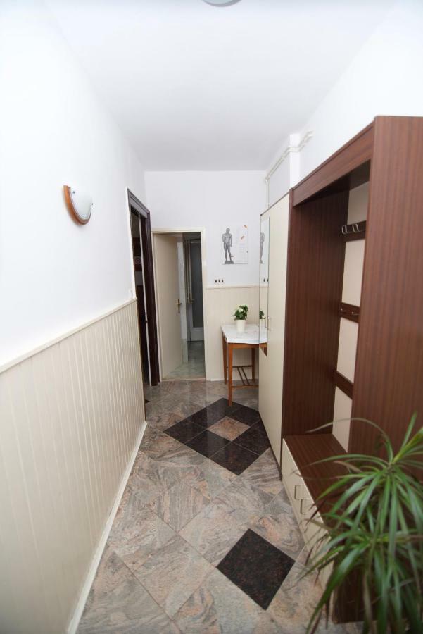 Apartmani Loreta Mali Losinj Bagian luar foto